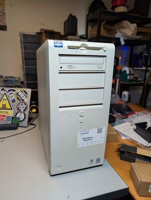 Optiplex GX1 (Front)